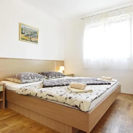 Alpa6 By Interhome * Umag